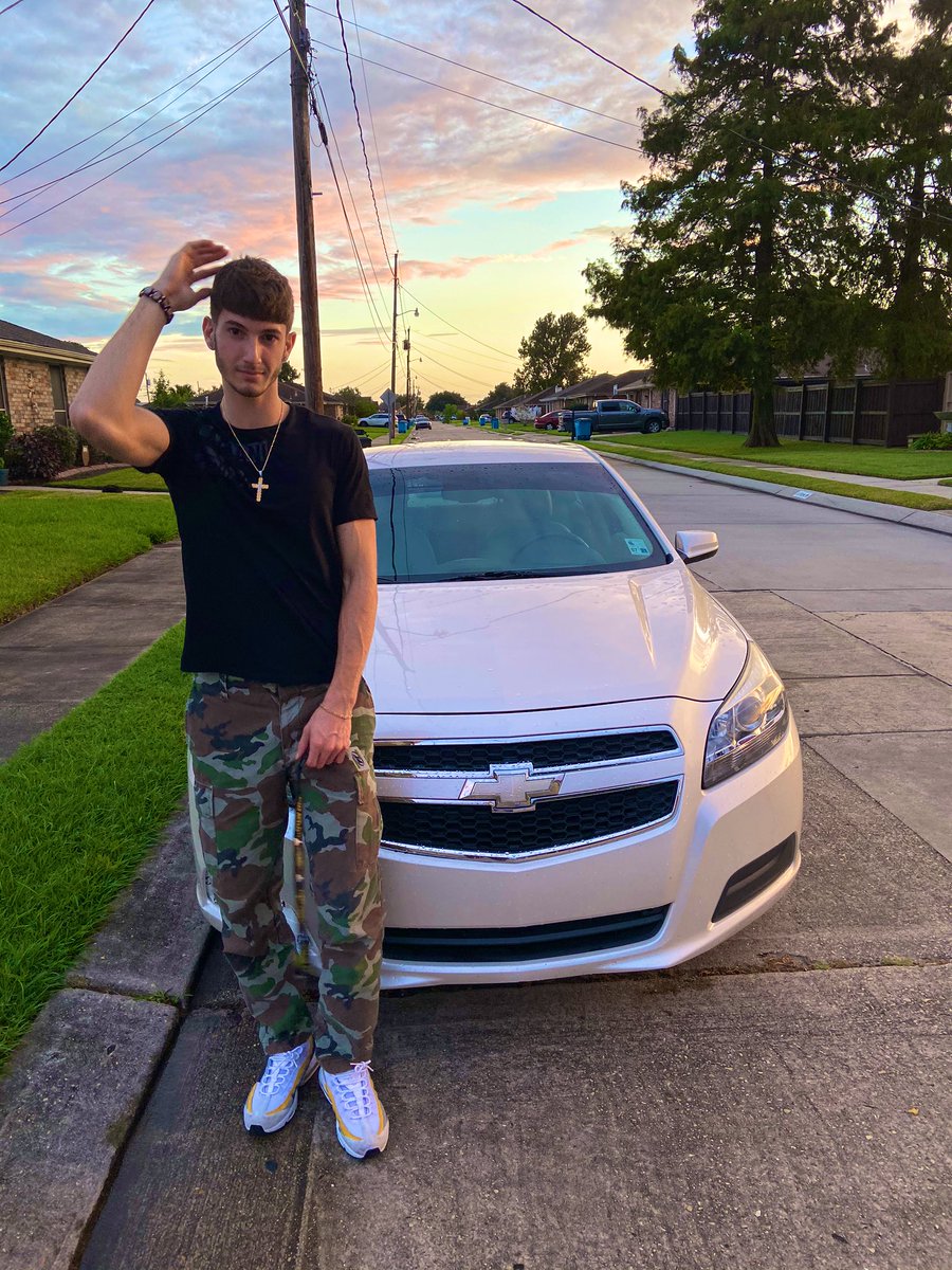 Jason_Roper9's tweet photo. This was a year of growth. You learn to notice a lot more things as you get older and tend to separate yourself from a lot of things. I just hope this year holds safety and a lot of opportunity and blessings for everybody not only myself. I know God’s got us 🗣 https://t.co/BaY21nZjO5