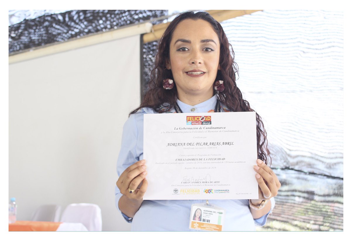 Secfelicidad's tweet photo. Para la ACFB es un orgullo total decir que ya tenemos otros 120 embajadores de la felicidad, gracias al SENA Pacho y SENA Villeta por hacer esto realidad. https://t.co/97m51eCA7R