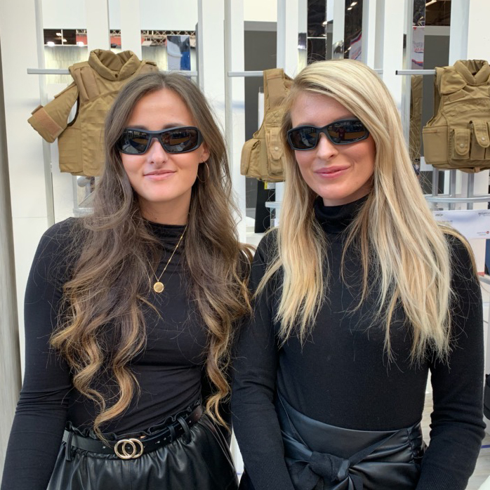 Edge_Tactical's tweet photo. If it's in Paris, it must be stylish, so when you see our glasses showing up on French models it's official that Edge Tactical is going to be the hottest trend this season! #edgetacticaleyewear #Milipol2019 #tactical #military #LEO #eyepro #ballistic #defendyourvision https://t.co/rV68wJKWbI
