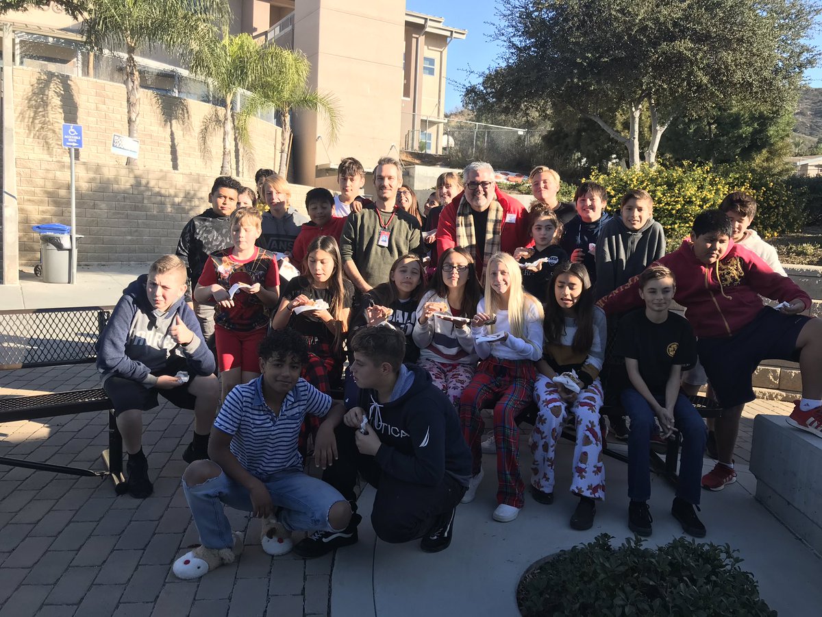 Mr. Hooks is camping out for a day to celebrate exceeding our food drive goal for Santee Santas. S’mores with winning classes and story time at the campsite! #coldestmorningoftheyear <a href="/SSDKristin/">Kristin Baranski, Ed.D</a> <a href="/drsmpierce/">Dr. Stephanie Pierce</a> #santeesd