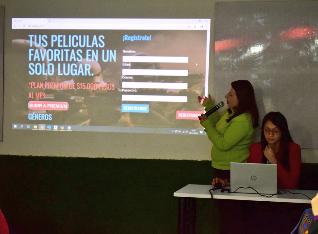 investinbogota's tweet photo. #SoyProgramadora | ¡Se otorgaron 150 becas a mujeres en #Bogotá que aprendieron desarrollo web desde cero! La iniciativa permite analizar metodologías de aprendizaje rápido para adecuar la oferta laboral digital de empresas nacionales y extranjeras con la demanda de la ciudad https://t.co/6xQewUuZfQ