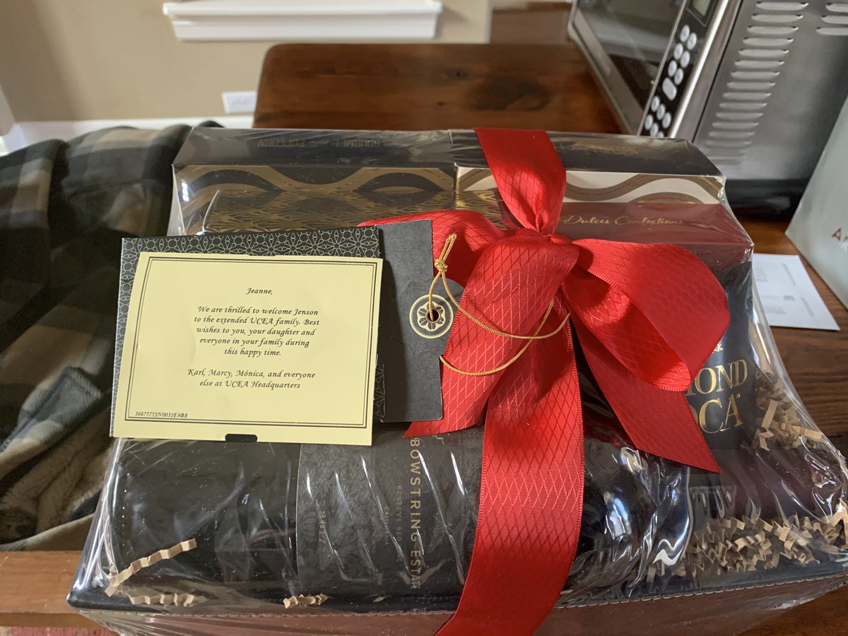 jeanneckirk's tweet photo. Thank you friends @UCEA for my lovely basket of goodies to celebrate my grandson! I LOVE it and appreciate your kindness! #experient https://t.co/992y31N3O1