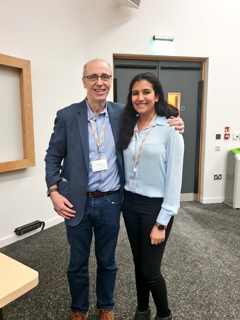 ajavestro's tweet photo. #MASC2019 Plenary speaker @ProfDaveLeigh sharing a little bit of science inspiration &amp; magic with #AvestroGroup final yr BSc project student Ruhee @ChemistryatYork #MolMatYork 😊 https://t.co/IQucv1FfNE