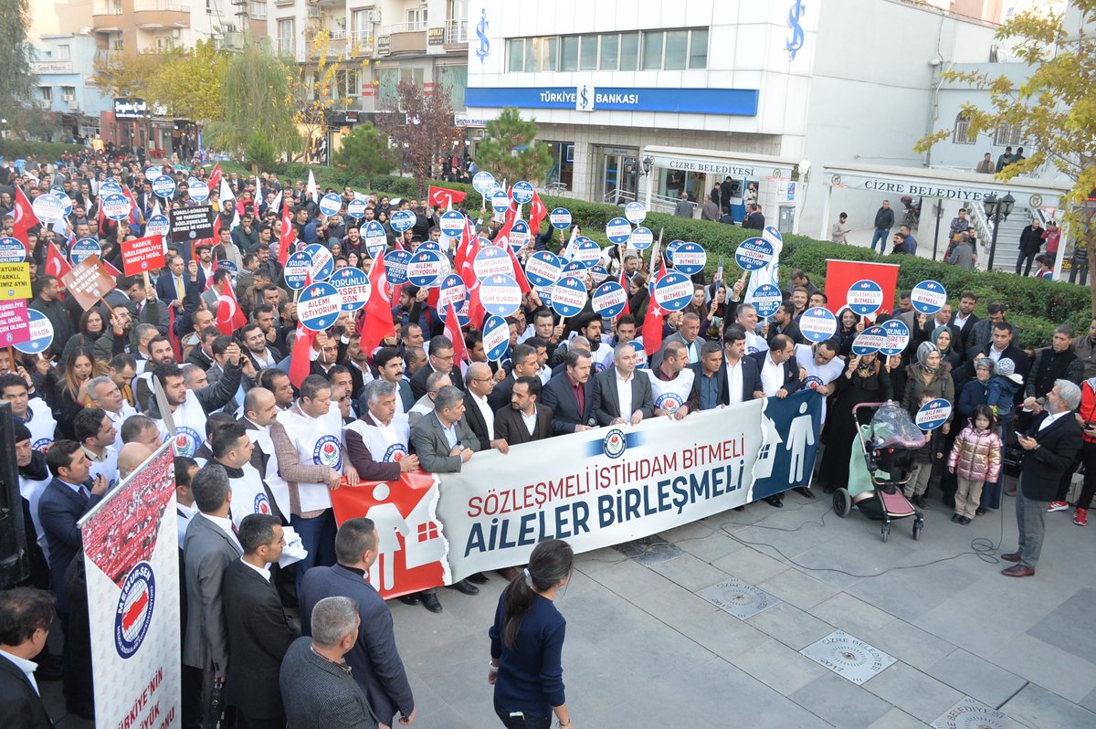 _aliyalcin_'s tweet photo. Kamuda #Sözleşmeli çalışanlar için eşit özlük hakları, sözleşmeli memura kadro talebi ve acil olarak “Sözleşmeli Öğretmenlere Şubat’ta Eş Durumu Tayini”  için Şırnak’tan seslendik.  #SözleşmeliMüjdeBekliyor https://t.co/8tkDCsgb3j