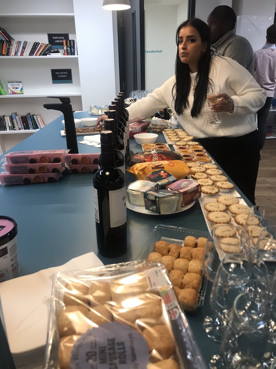 Kicking off Christmas here at LBR with Diverse Christmas Drinks hosted by the LGBT+, DRIVE and Women’s Networks 🎄