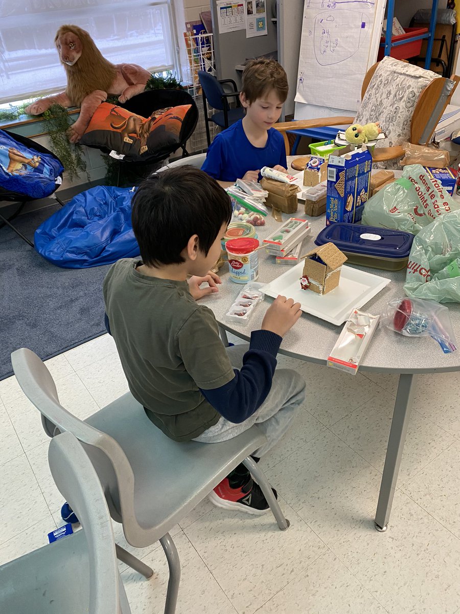 HSCuglietta's tweet photo. Santa’s little elves constructing Gingerbread Houses...so much fun! @HolySpiritOCSB https://t.co/lnr0VHvOgN