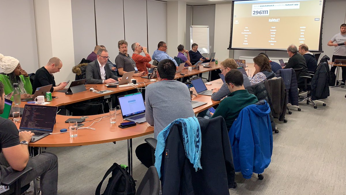 antoniogallego's tweet photo. Starting the EMEA Kubernetes Community Event @ Staines .... full book #StainesK8sHackCode @cloudnativeapps https://t.co/VWdrCBhsJ3