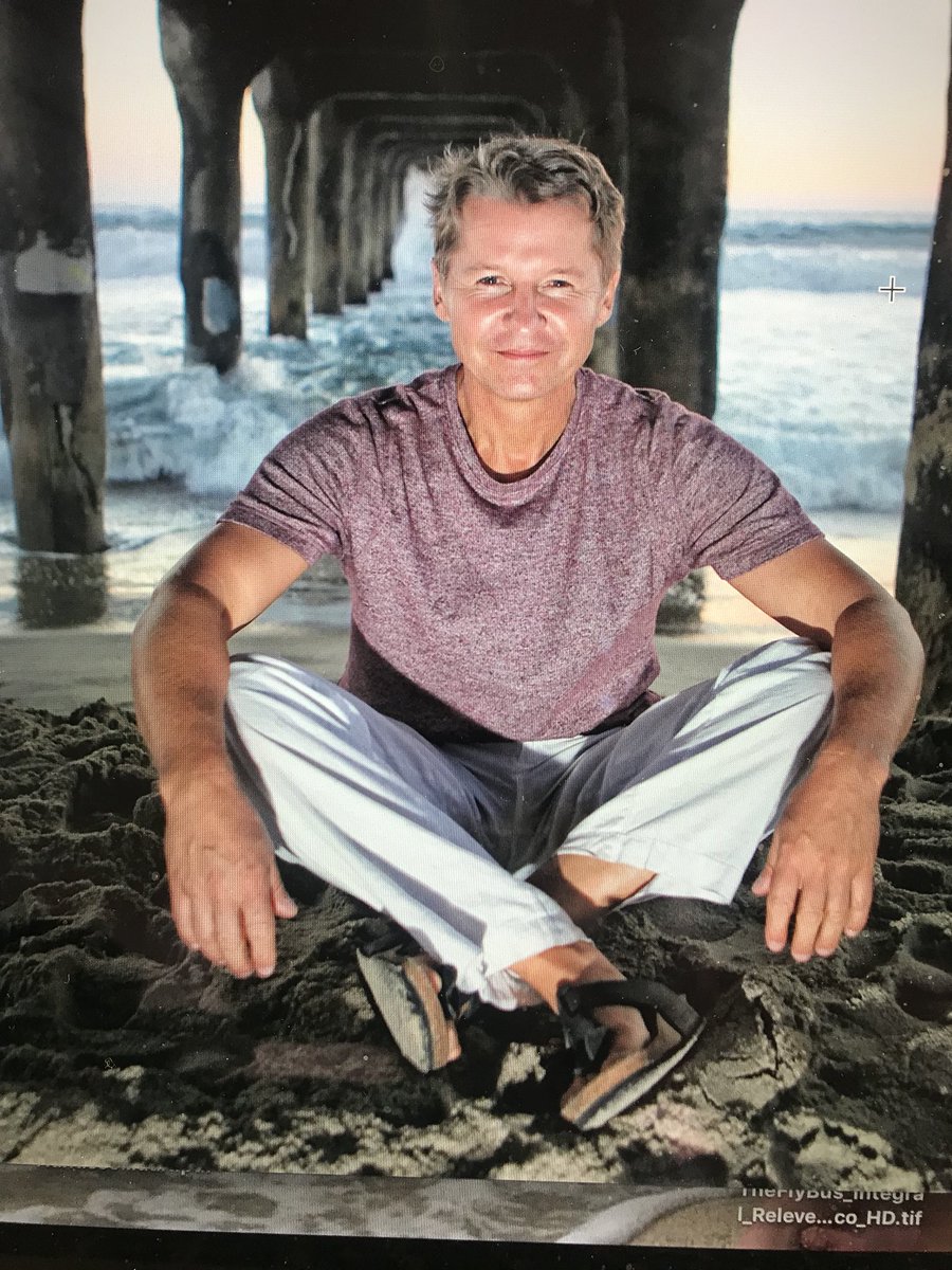 beach_bubbles's tweet photo. @Alain_Thebault sera l’invité de @Jonas_Schneiter &amp; #MarcMuller 🌏@RadioTeleSuisse en prime time le 29 décembre à 20h10 sur RTS1 🇨🇭@RTSUnDeux https://t.co/Iv6Xj1l4oZ