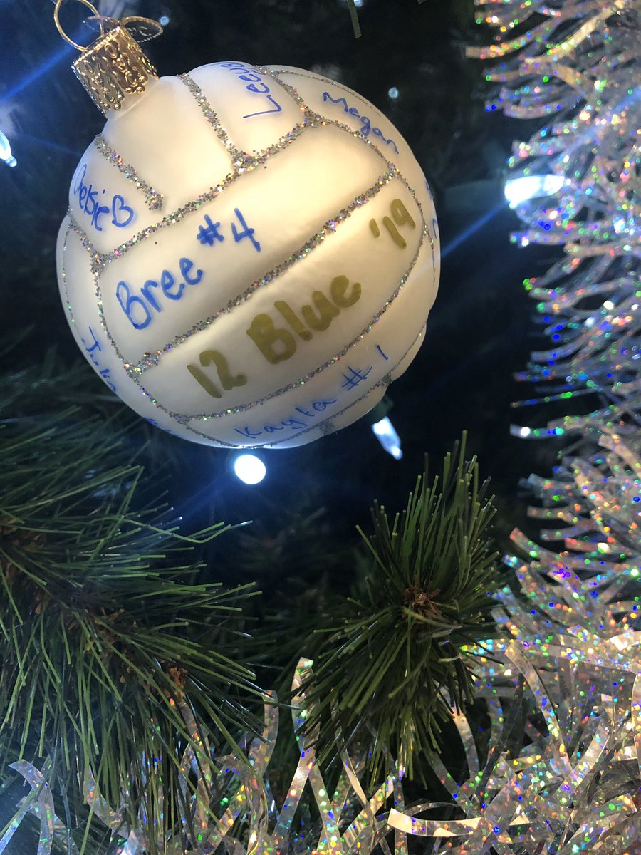 TAVHouston's tweet photo. #12blue Christmas practice, gift exchange and ornament! πππ #TAVFAM #NextLevel https://t.co/VjtwqIulC9