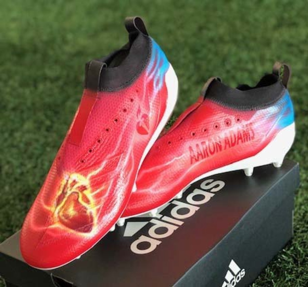 AmericanHeartFL's tweet photo. Thanks to @Buccaneers safety @AndrewAdams33, these beauties are up for auction until Dec. 29 and proceeds will directly benefit the @American_Heart. Take home this piece of #Bucs history and help fight heart disease and stroke. Bid now at https://t.co/1hlfp4HQsS! #MyCauseMyCleats https://t.co/I3XYWreOxv
