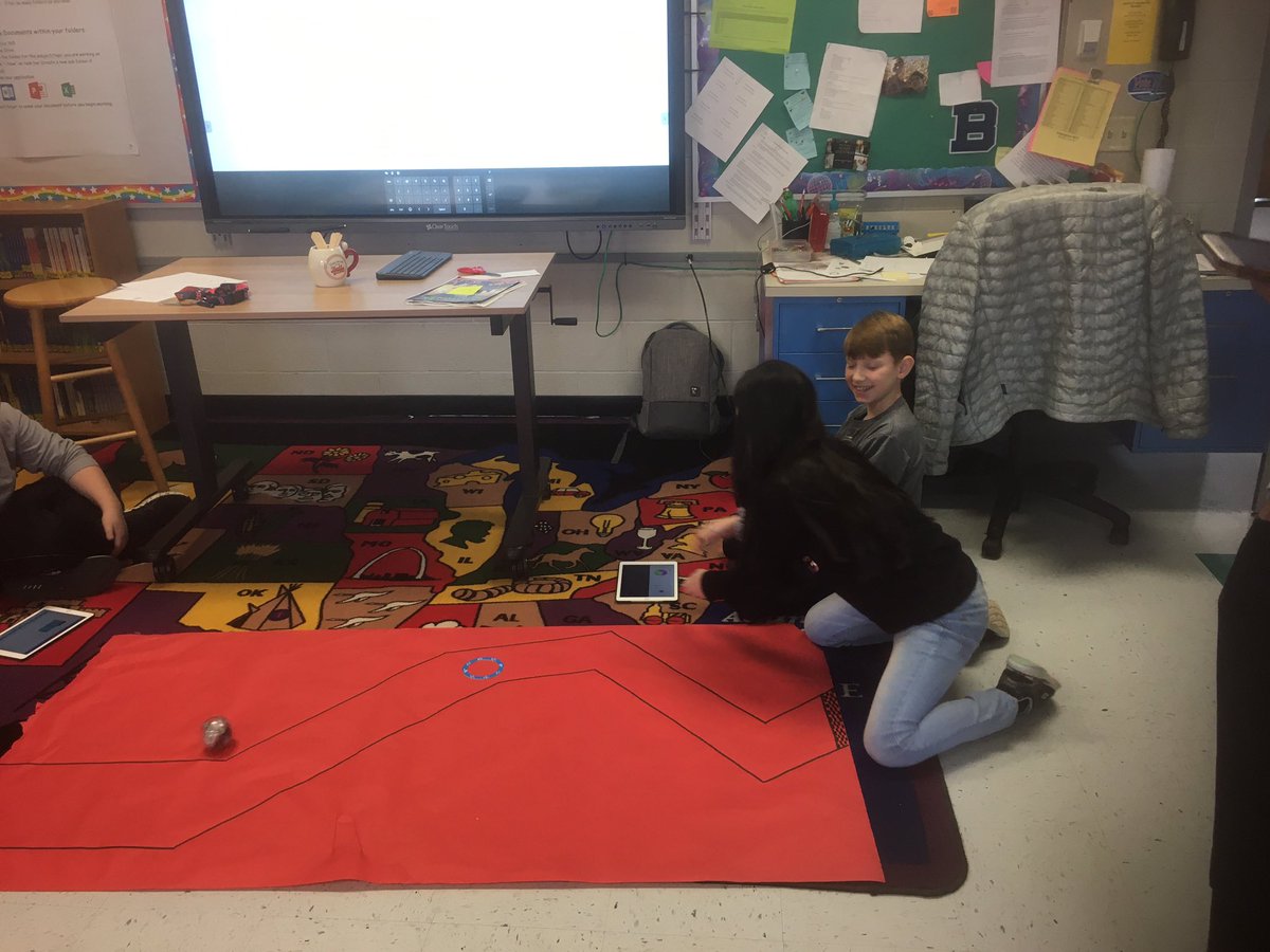 BCSDHill's tweet image. Students programming our Sphero Bolts to navigate courses Mr. Broughton made for them. Neat coding application! #STEMeducation #SpheroBolts