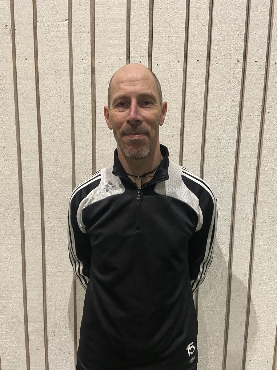 ArentorpHelasFK's tweet photo. Vi kan nu meddela att Tommy Werner kommer assistera Erik i herrlaget 👏🏻⚽️ 🧡🖤💛 https://t.co/TLENBsyyBd