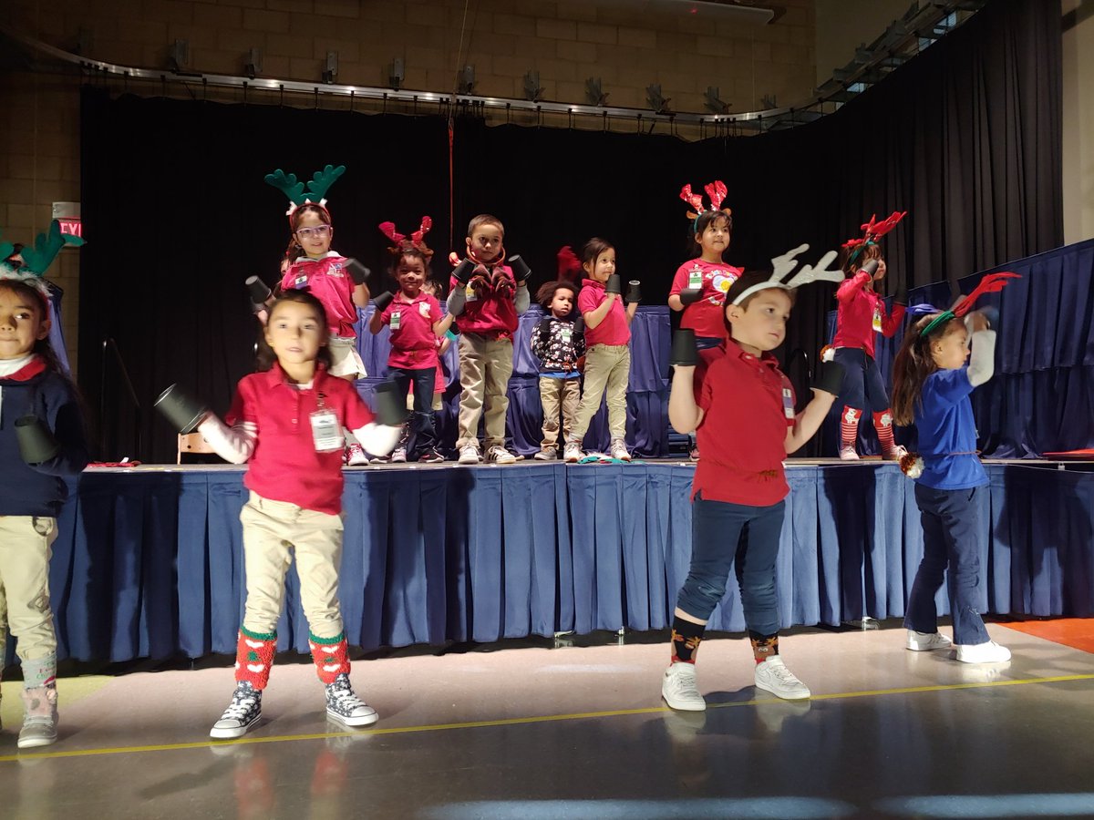 PreKPrincipal's tweet image. Please note their "hooves"😘.
Getting ready to melt hearts with our Winter Wonderland performances...
💕😘👶 #whatoffice #thesecuties #soinlove #thelittlethings