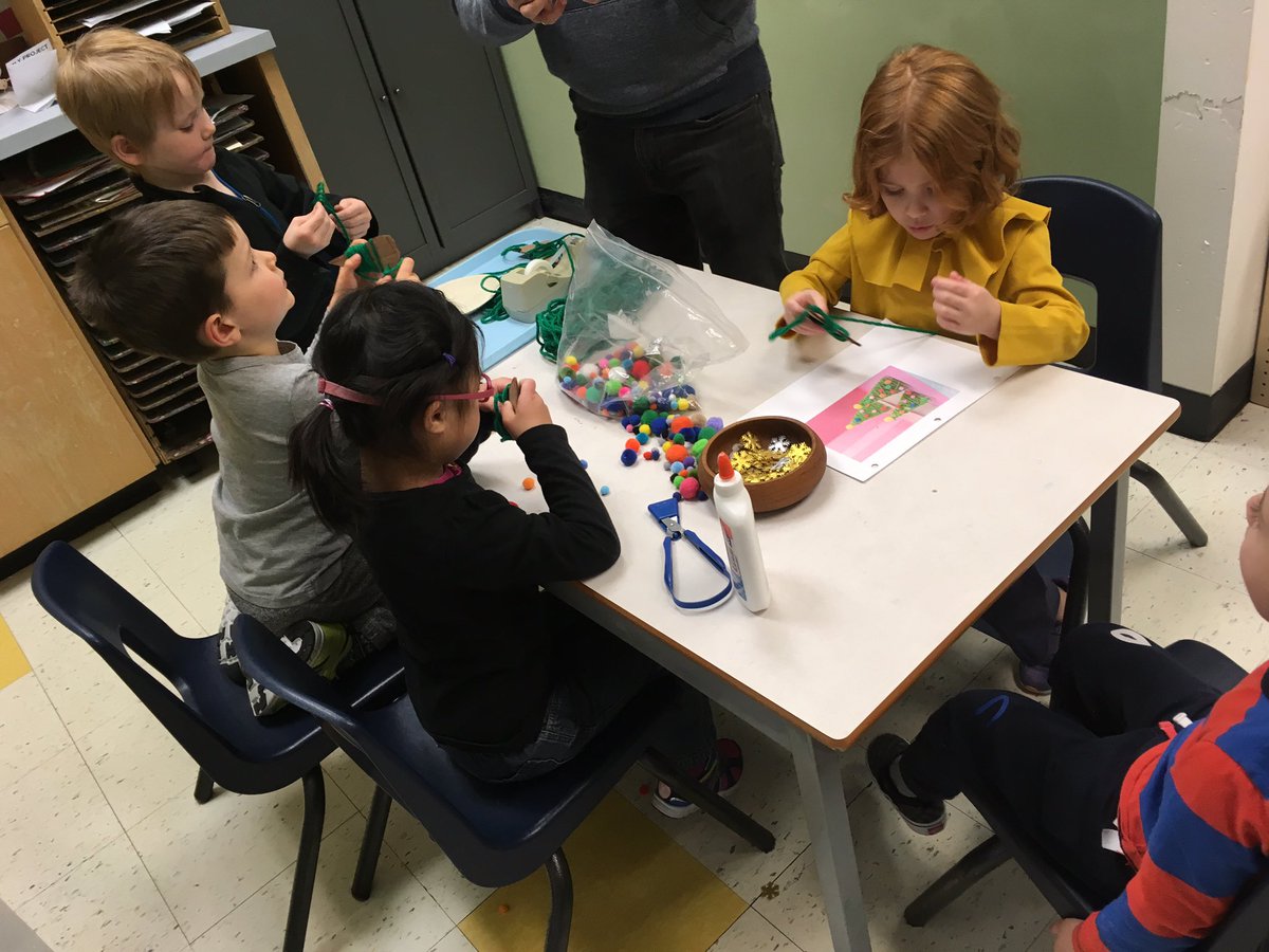 a_smithed's tweet photo. Thanks to all our parent volunteers who made our Art-O-Rama run so smoothly. @StGeorgeOCSB https://t.co/J5lAjEf4Dg