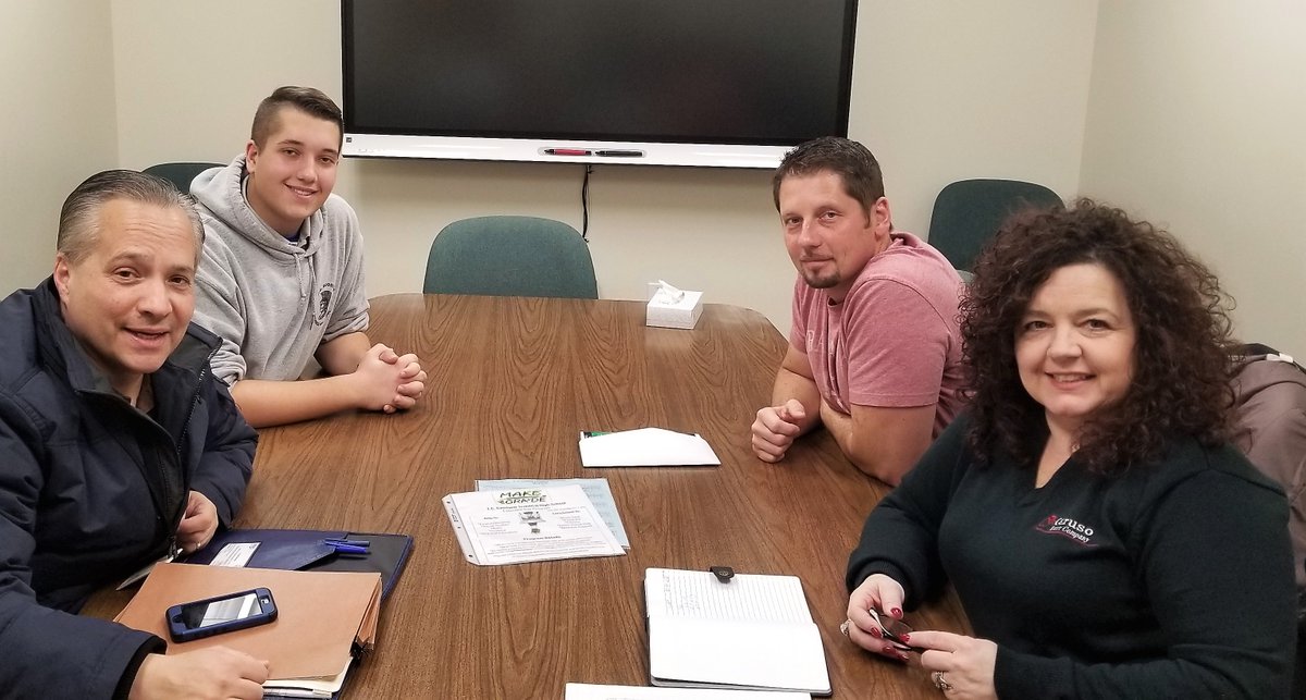 CTTechHS's tweet photo. #GoodwinTech electrical student, Julien Stepien, signed up for his electrician pre-apprentice card! He will be working with Caruso Electric Co. L to R: Paul Femia, Office of Apprenticeship Training, @CTDOL; Julien Stepien; Maciej Stepien; & Maria Caruso, Pres. of Caruso Electric. https://t.co/AKiyLfjDSR