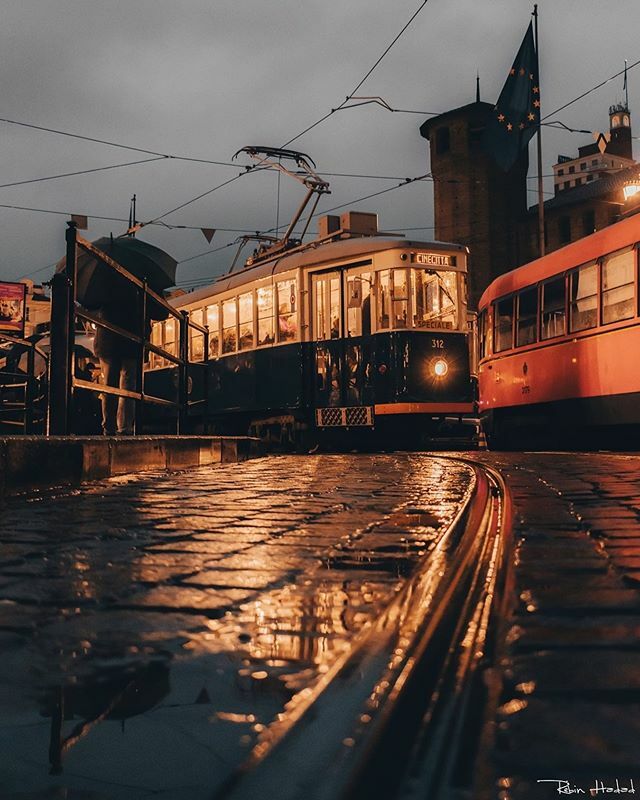 ciauturin: Late night 🌌
-
#photo #nikon #nikonitalia #loves_united_torino #rebinhadadph #torino #turin #torino_city #placesofturin #thehub_torino #thehub_piemonte #thehub_italia #volgotorino #volgopiemonte #volgoitalia #ig_turin_ #rawurbanshots #stre…