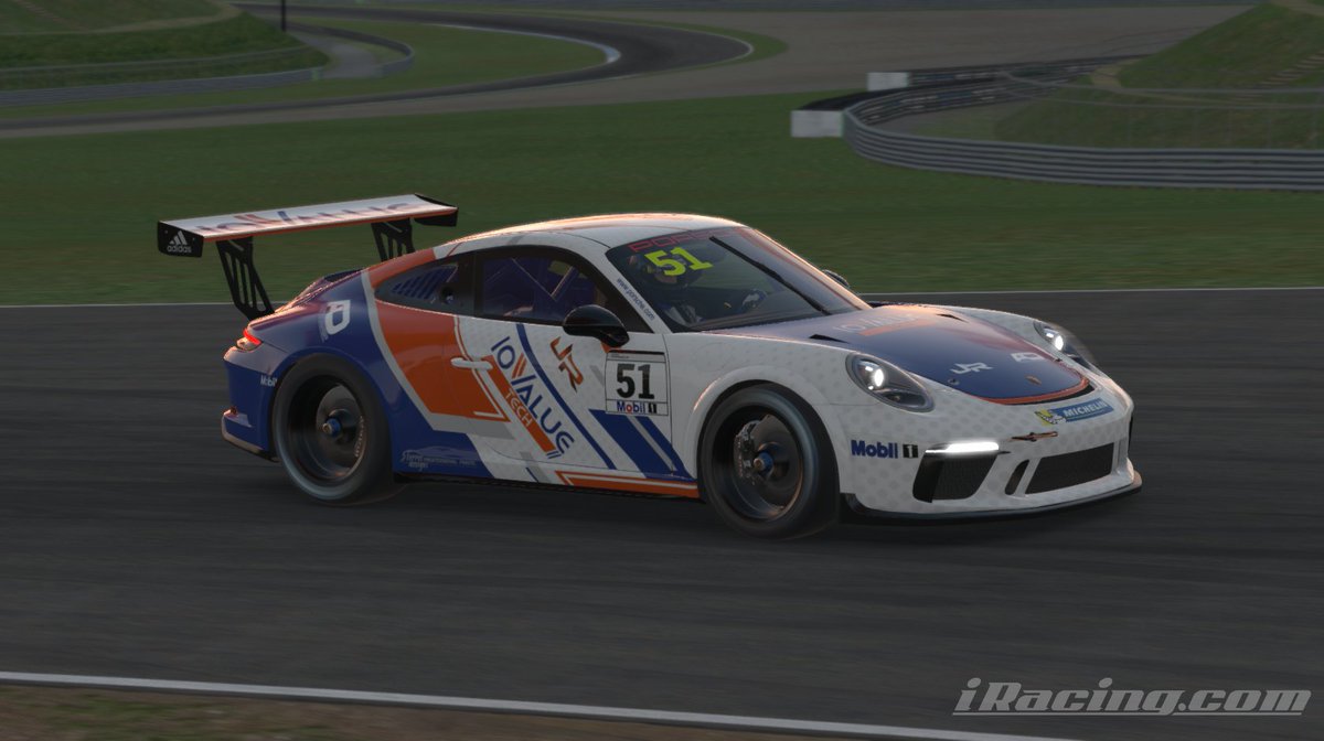 #ImagenPersonalEnPista

Don nuevos amiguitos con el traje personalizado creación del CRACK <a href="/STorres_iRacing/">STorres Designs</a> 👏👏👏
😍😍😍