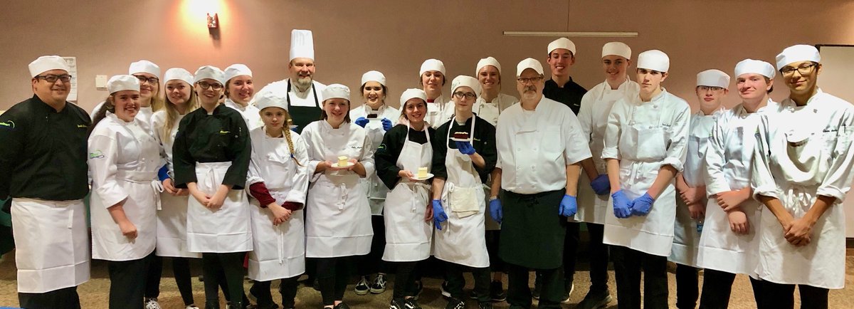 lmhorg's tweet photo. Thank you to the culinary students at Eudora/DeSoto Technical Education Center and instructor Jack Low for sharing your skills with us for the annual LMH Health holiday meal. The team assisted Unidine Chef Andy Theroff and Cook Steve Campbell for a successful event! #TastyTuesday https://t.co/5jD5nskOOh