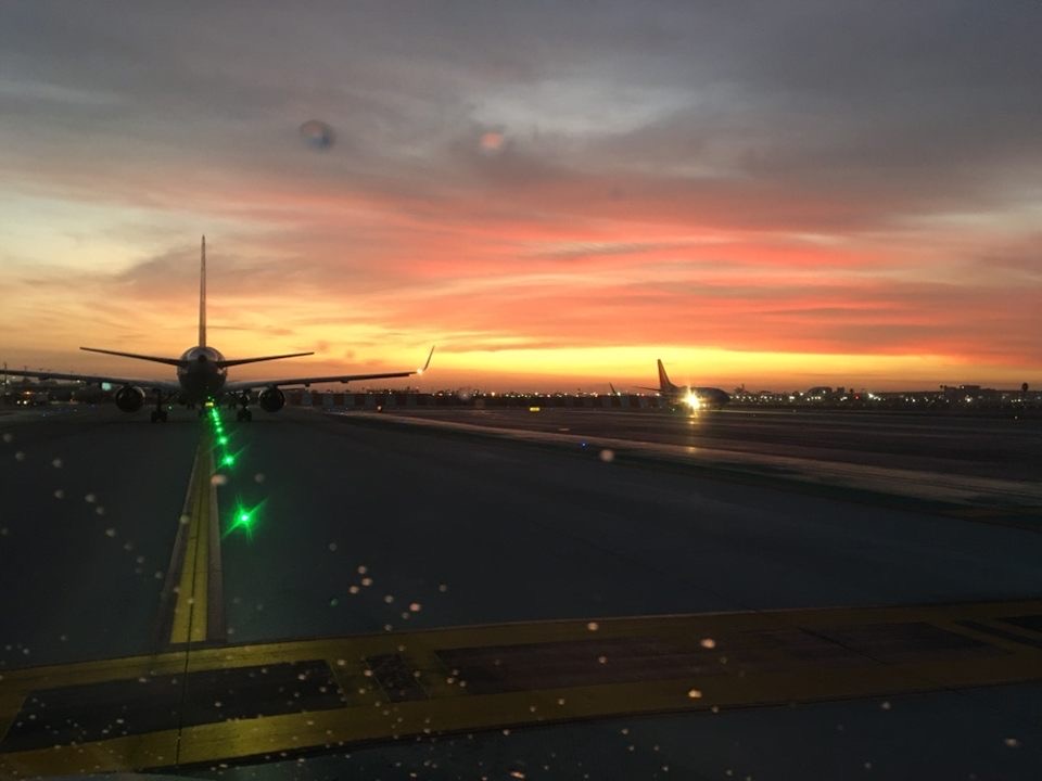 NVJETS's tweet photo. Great view from inside #N100NV #Cockpit on the runway at #Sunrise ! Book today and see what you've been missing! 

#FlyNVJETSA #NVJETS #135Charter #CharterJets #LasVegasJets #CharterAJet #LasVegas #PrivateJetsInLasVegas https://t.co/kJ5PtSDBEl