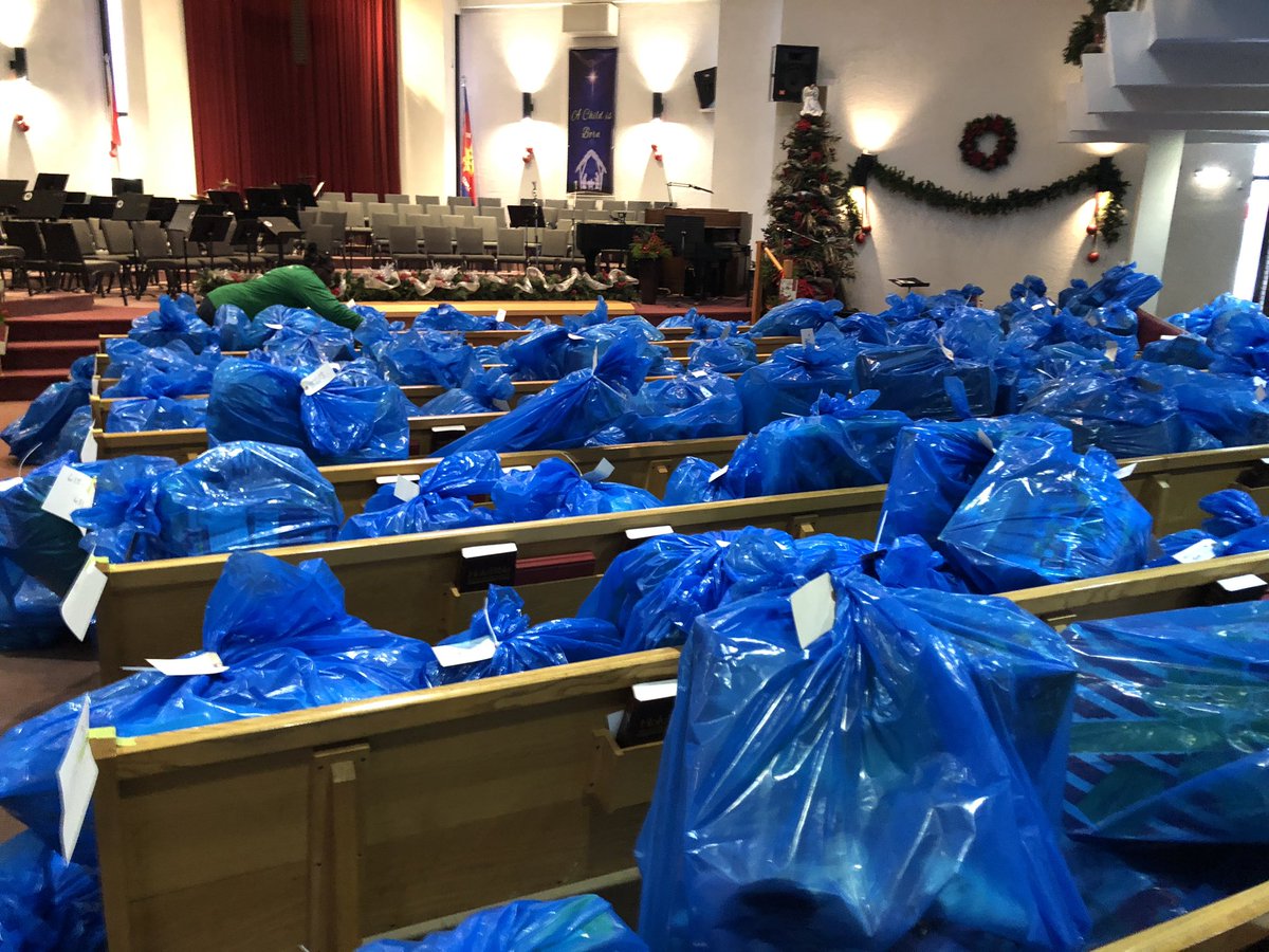 jpzmurray's tweet photo. he Chief Secretary, Colonel Edward A Hill is seen with staff and volunteers at the Calgary C@FS facility and at Calgary Glenmore Temple one of the Christmas distributions centres  @Salvationist  @tsacalgary https://t.co/XAsMkPuSd9