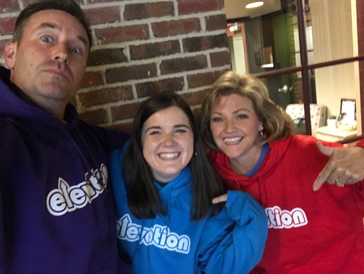 mobberlyouth's tweet photo. Happy Happy Birthday, Ashley!!  We love that you are on our team!!  
* * * *
Students, be sure to send some birthday love Ashley's way today! https://t.co/xwn9UpV7jp