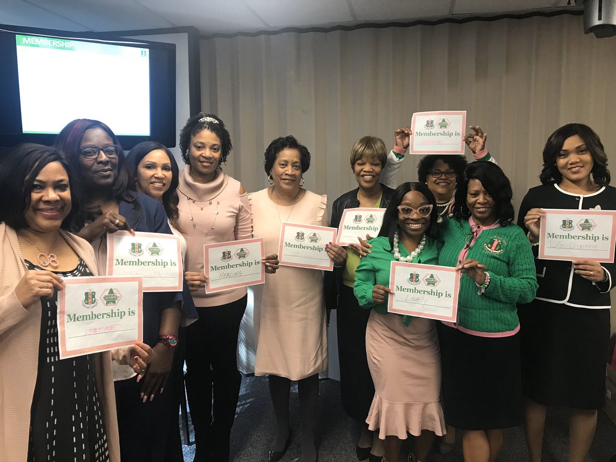 AKABetaPsiOmega's tweet photo. Membership is AWESOME according to Beta PsI Omega members that attended Austin’s HBCU @HustonTillotson University #BeHT #AKA1908 #MembershipIsPearlfection 
#HBCUforLife https://t.co/75B6va6Jck