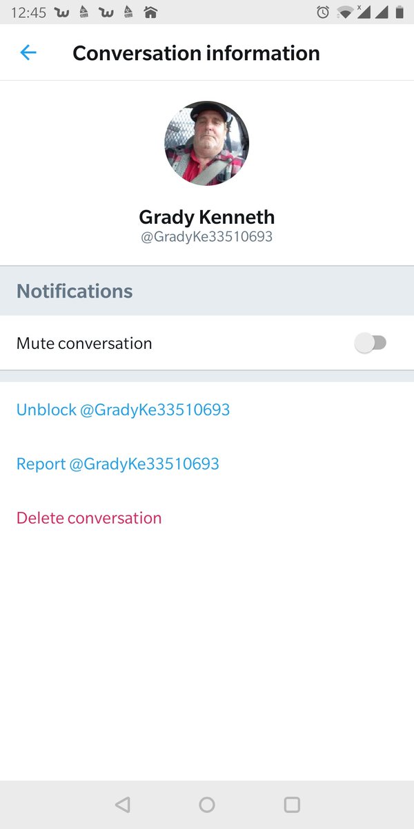 sugar_bre's tweet photo. #scammer! #sugardaddyscam #sugardaddyneeded #sugardaddy 
this is Greedy Kenneth! #ScamAlert https://t.co/MjwV1SOnpm
