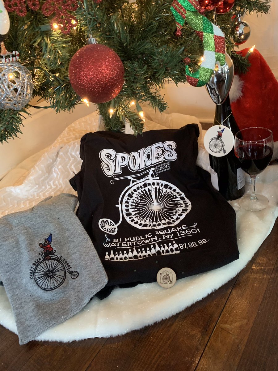 Tonight is Tuesday wine night! Come in for a $3.00 house wine and get some Christmas shopping done too! We have something for everyone! Shirts (long and short sleeve) scarves, ornaments, drink chips and gift cards! #christmas #wine #craftbeer #tapas #giftcard #spokescraftbeer
