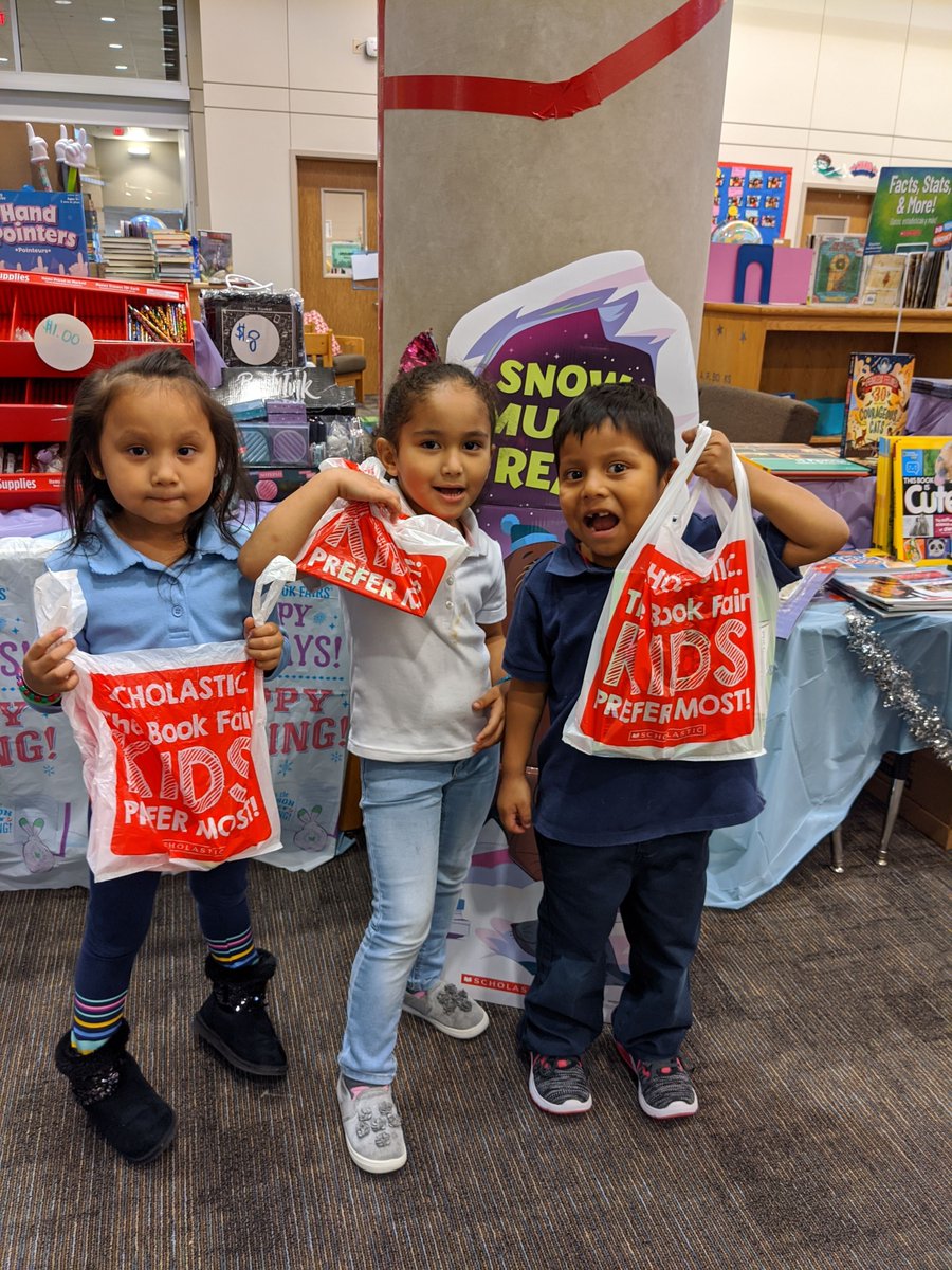 hbelibrary's tweet photo. @MDELibrary @MDEsbisd  I would love to thank all of the volunteers that helped with the book fair this semester! Hollibrook was super successful and many kids got great books! @SBISDLib https://t.co/fAW848yWX9