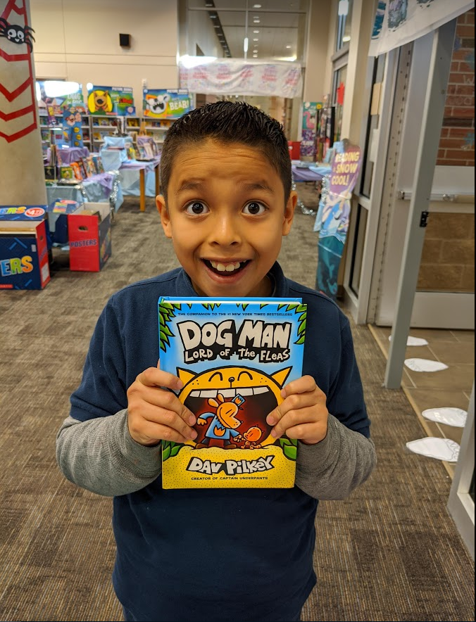 hbelibrary's tweet photo. @MDELibrary @MDEsbisd  I would love to thank all of the volunteers that helped with the book fair this semester! Hollibrook was super successful and many kids got great books! @SBISDLib https://t.co/fAW848yWX9