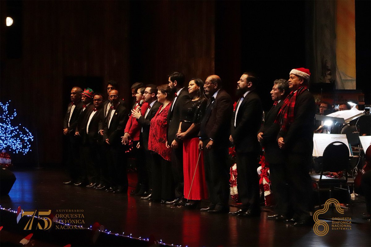 OSNGuate's tweet photo. Agradecemos a las familias que nos apoyaron asistiendo a nuestro último concierto y donando útiles escolares, los cuales ya fueron entregados a @BiblLemus @YooGuatemala Publicamos el listado de familias en nuestra Fanpage

¡Gracias a todos y todas por su valioso aporte!
@McdGuate https://t.co/1f030swUwj
