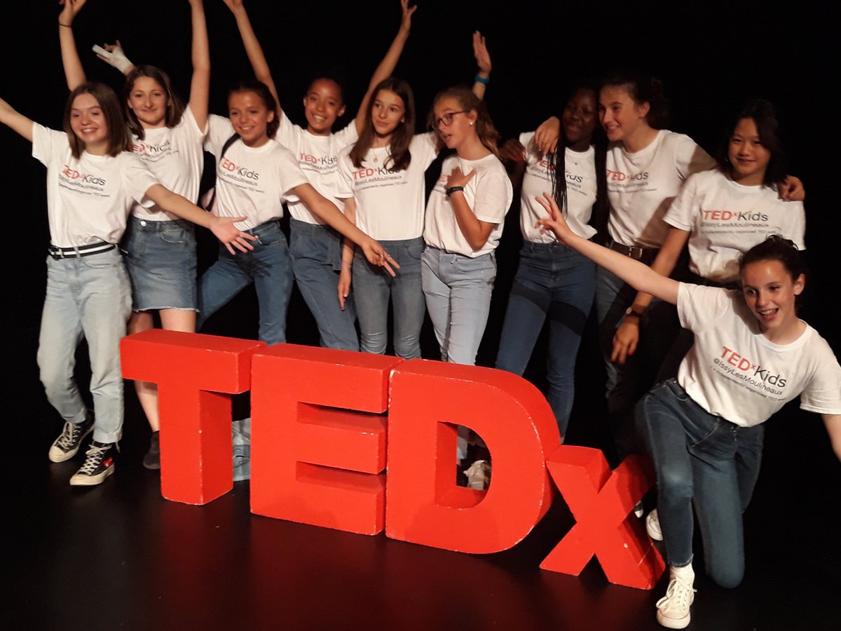 TEDxSaclay's tweet photo. #SharingTEDx Fin de le première partie. Les Jeunes de @TEDxKidsIssy passent la main pour 2020 😉; Impatient de voir la nouvelle édition et Souvenirs Souvenirs ...
cc @tedxIssy #TEDxIssy #TEDxKidsIssy https://t.co/VViz4n98Re
