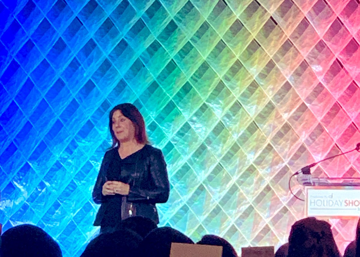 bobbiea's tweet photo. Grit at intersection of purpose &amp; passion #Gritproject #WEareForum #inspiration 👏🏻👏🏻❤️the message to #Listen https://t.co/jOy1wfEZPE
