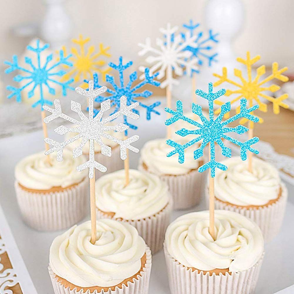 Elf_Memories's tweet photo. Snowflake Cupcake, 40PCS Christmas Cupcake Toppers.  Simple and inexpensive way to bring a festive decor to a simple cupcake. https://t.co/dcftkgtExC https://t.co/5Kisnu6Wvq