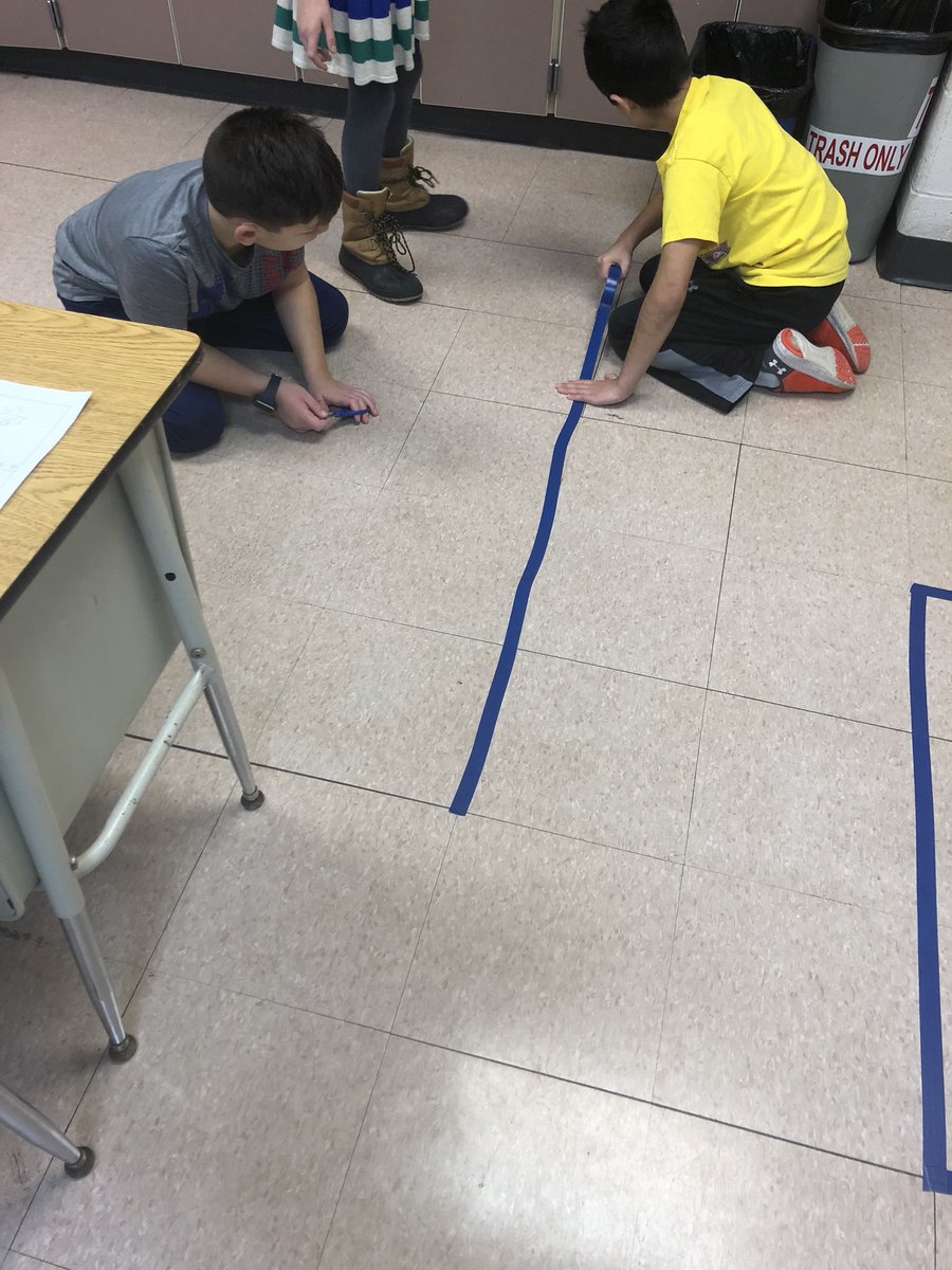 Ms_DeMarco_NB's tweet photo. Friends working together to solve an area and perimeter challenge: can you create a shape that has the same area, but a different perimeter than mine? How many shapes do you think we could make? How does the shape influence the perimeter? #nbtweets #peqpantherpd https://t.co/3ehRvPnVyE