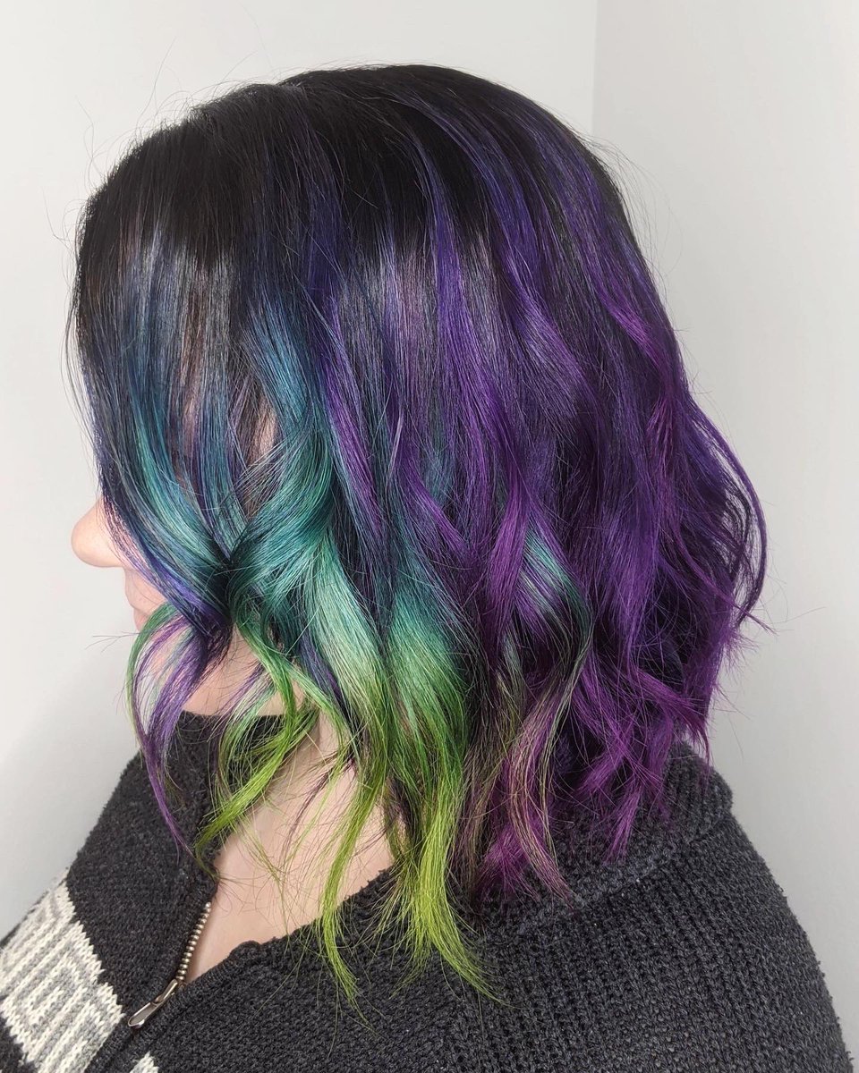 TSalaSalonSpa's tweet photo. Check Out Jessicaโs #Hair !
Aurora Borealis Vibes..... ๐๐๐
Who Else Is In Love With This Color Combo? We Certainly Are! ๐๐ผ
Color, Cut & #Style by Dara
#salon #beauty #northvancouver #hairstyle #haircolor #mylowerlonsdale #purplehair #vibranthaircolor #joicocolorintensity https://t.co/qXiIhioRI7