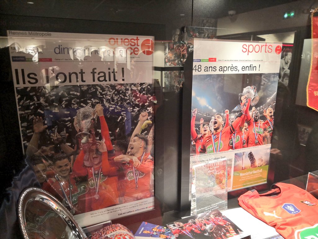 Et bien-sûr, <a href="/OuestFrance/">Ouest-France</a> et <a href="/sports_ouest/">Ouest-France Sports</a> trouvent leur place dans cette galerie des légendes du <a href="/staderennais/">Stade Rennais F.C.</a> à travers le temps ! #twapero #srfc