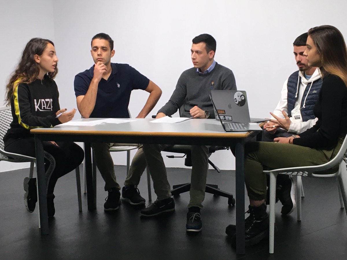 UCJCEmpresayTec's tweet photo. Queremos dar la enhorabuena a nuestros alumnos de primero quienes han participado exitosamente en la actividad del profesor @eduardoglezvega 

Han realizado varios debates televisados, en @MLabExp con la asignatura Pensamiento Crítico - Tema: Los Impuestos.

#SomosUCJC https://t.co/khtBkBVK1S