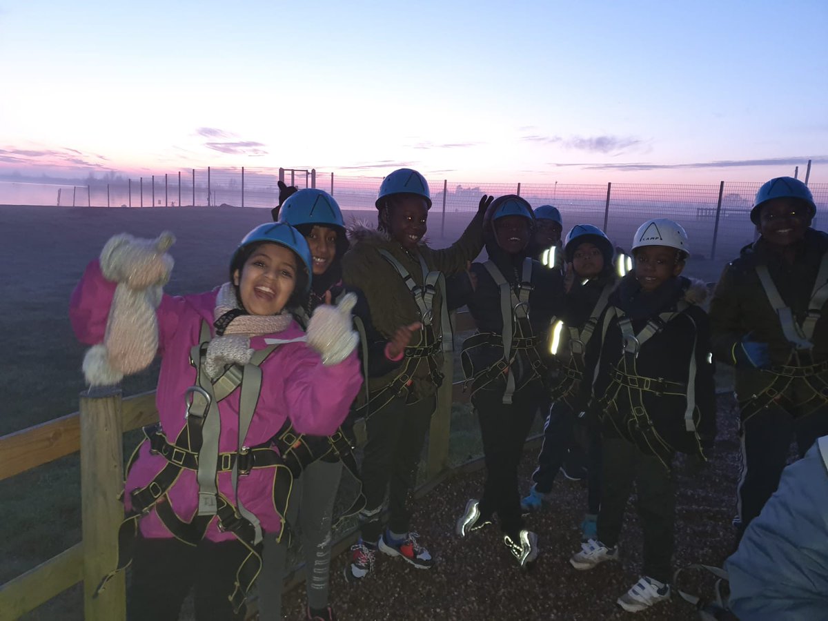 bensonschool's tweet photo. Smiles all round! #proudofourselves #elftraining https://t.co/XOOdBHJHc2