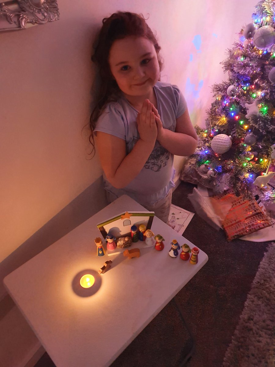 boyes_joely's tweet photo. @St_Benets Lyla-Rose had fun setting up the travelling crib at home and said a lovely little prayer https://t.co/Ybu1MBCeft
