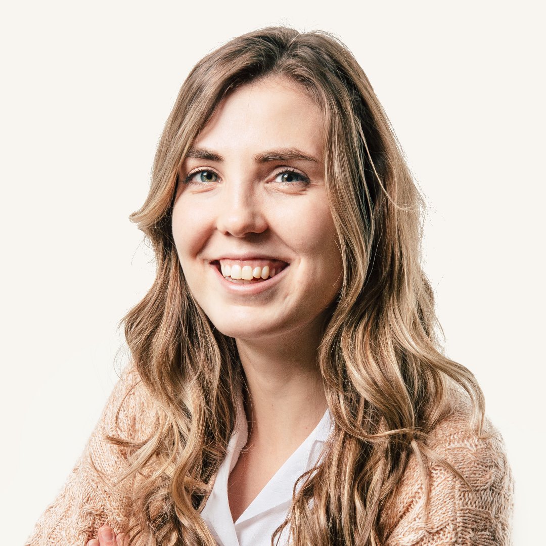 Meet Anna, our writer! With a bachelor's degree in journalism, Anna believes good writing starts with listening well and researching thoroughly. When she's not busy wordsmithing for clients, Anna can be found drinking Earl Grey tea and writing poetry.
