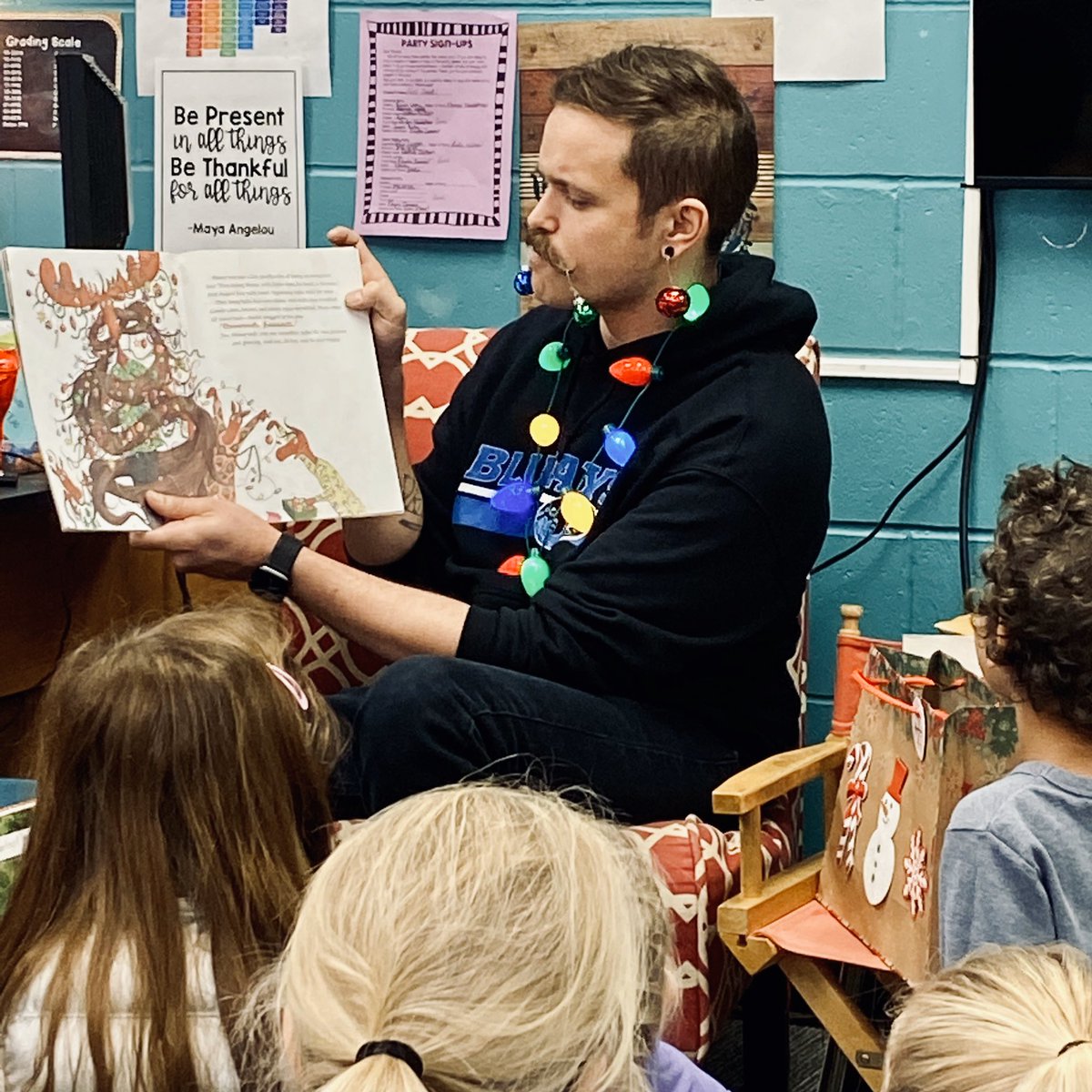 tyleredtech's tweet photo. Got the chance to read #Mooseltoe to 1st Grade again this year. Might have to get moose ears for next year!
@NENbluejays #NENPride #edtech @NEN1stgrade #HappyHolidays https://t.co/Oy72GZLAEY