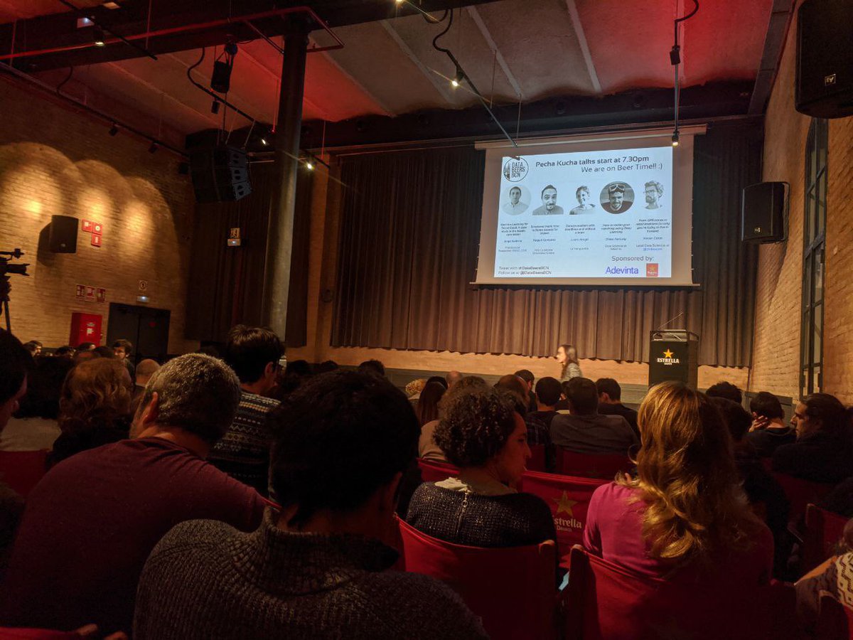 xr_hoffmann's tweet photo. The stage is set for #DataBeersBCN! In a few minutes, @Dribiacom’s own @xclotet in action. Get ready y’all! 🤓🍺 #data #beers #talks #funny #interesting https://t.co/r0QxgaYFTS