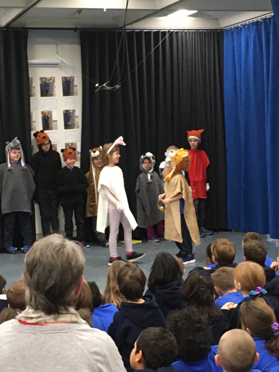 StGabriel_EMSB's tweet photo. @StGabriel_EMSB #theatrical #production number 3 #grade2
“ rhinos for breakfast alligators for super” #MTL https://t.co/VcILsbaAS3