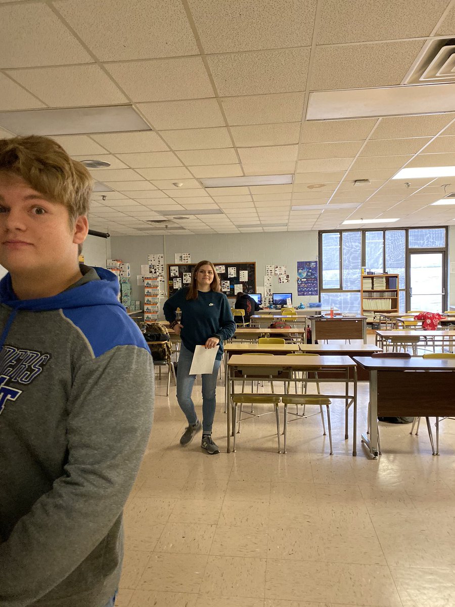 hollyberrybaby's tweet image. Hour of Code today in Mobile App  Development class #HourofCode  #wonderrobots #dash #girlscancode