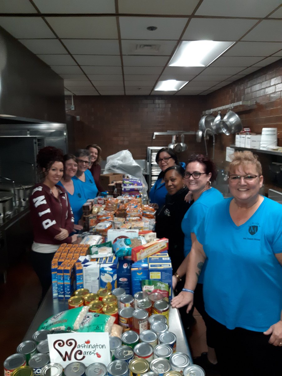 MySNACT's tweet photo. The wonderful staff at Washington Middle School in Meriden organized a food drive and collected food that will be distributed to 25 students for meals over the winter break. #SNACT #SchoolNutrition https://t.co/IypjMQJow0