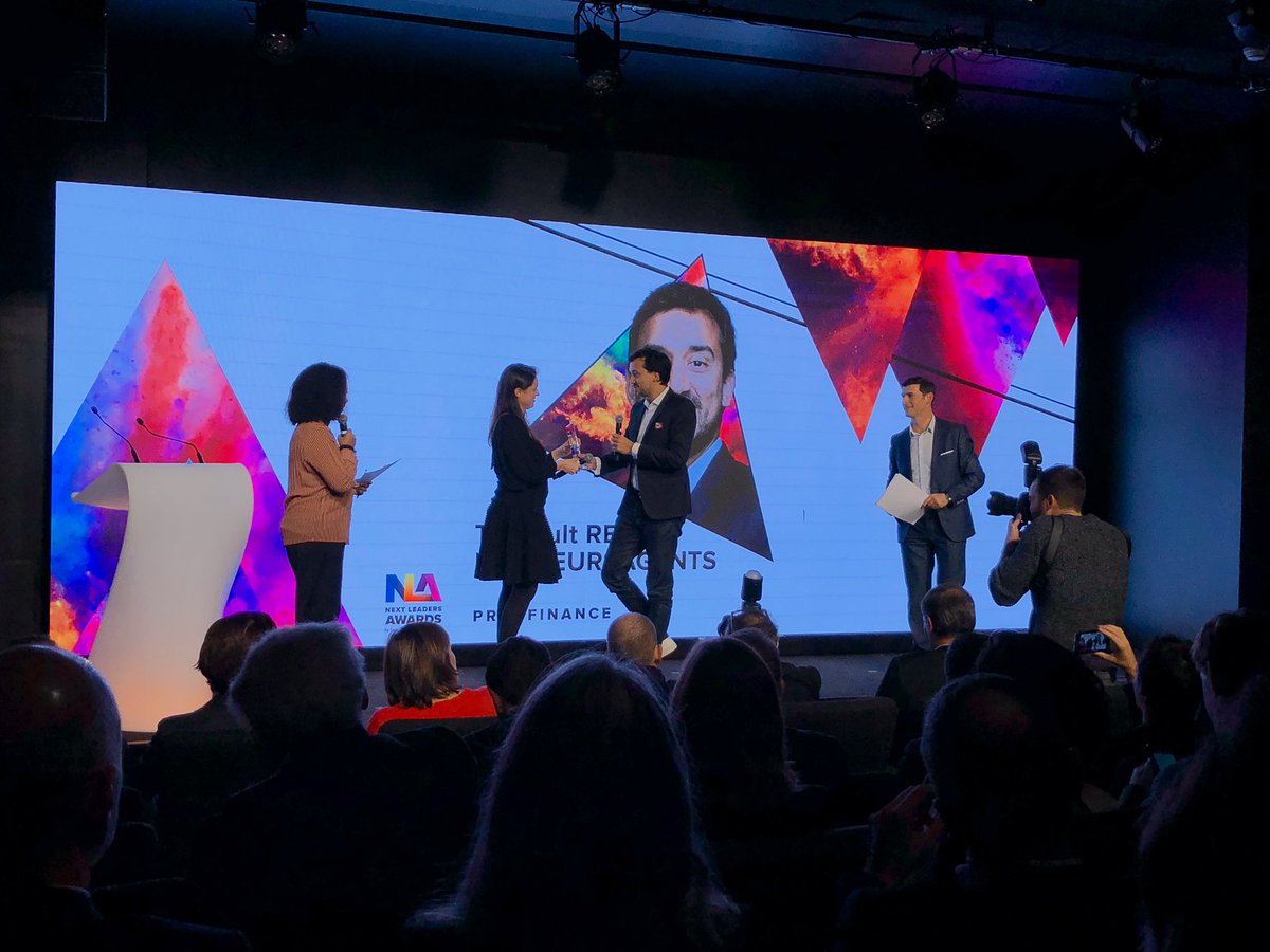 EchosParisien_E's tweet photo. #NextLeadersAwards | Thibault Remy, CFO @meilleursagents - Prix Finance défend la « stratégie du dauphin », plus proche des équipes. 

➕ https://t.co/faqqZts4P2 https://t.co/4xzublamDW