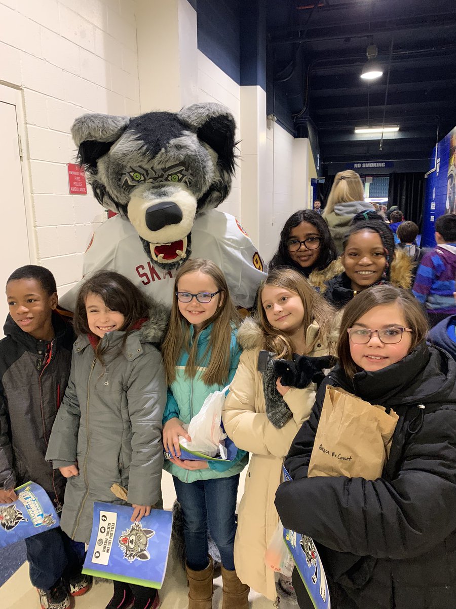 Great time at the wolves game! #engage142 <a href="/Chicago_Wolves/">Chicago Wolves</a>