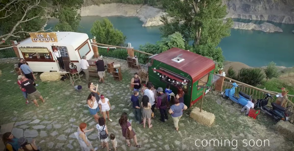 Nos encanta conocer mundo, culturas, formas de vida…en definitiva la oportunidad de disfrutar de cada uno de nuestros viajes y que podáis disfrutar de la mejor gastronomía tradicional francesa youtube.com/watch?v=uU82B8…