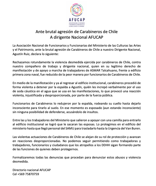 AfucapCultura's tweet photo. Brutal agresión de Carabineros a dirigente nacional de #AFUCAP Agustín Ruiz... es cobarde y desproporcionada... https://t.co/8AAi2Oa9zw